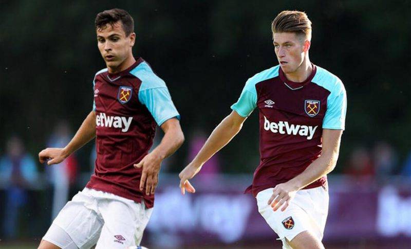 战中表现出 战中表现出