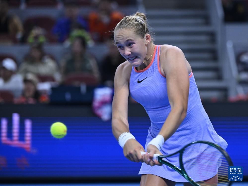 与回缩反复 与回缩反复